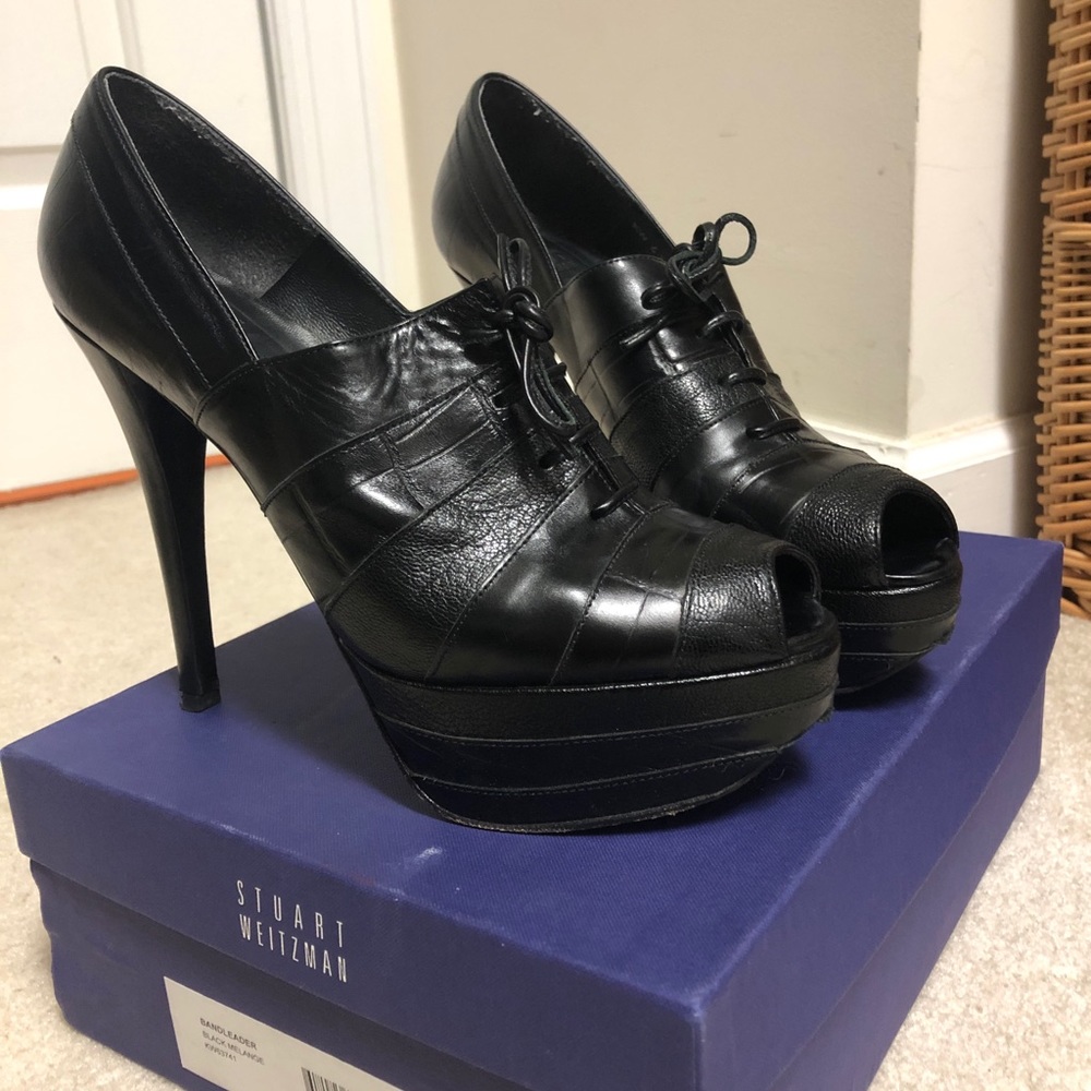 Stuart Weitzman Platform Heels Embossed Black 8.5 - image 1